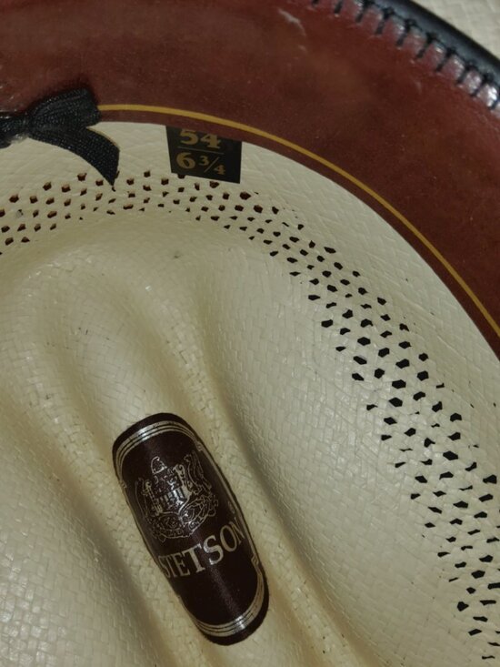 Stetson Straw Cowboy Hat Size 6 3/4 Cattleman Crease Vented Crown